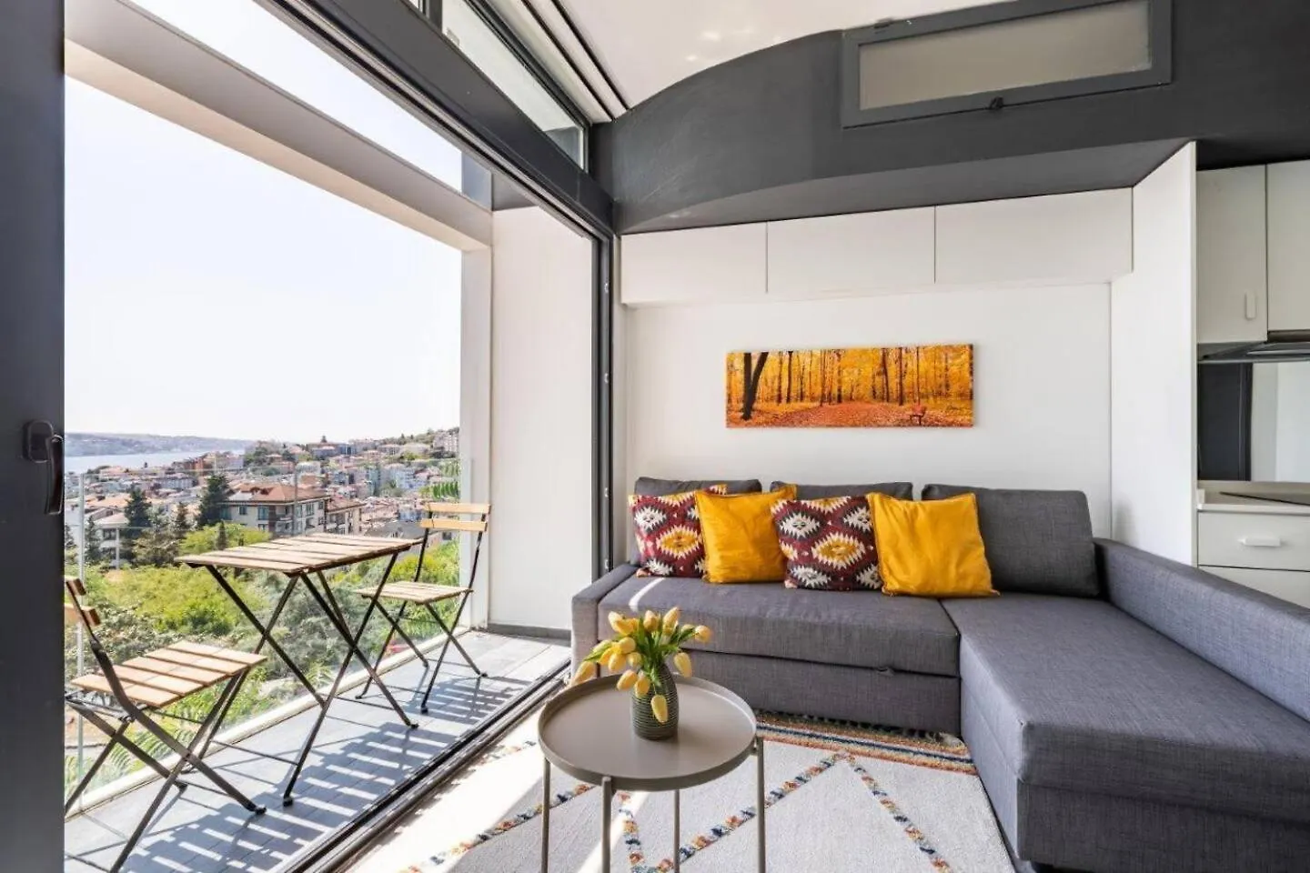 Airy Studio W Stunning Views Private Patio #362 Istanbul