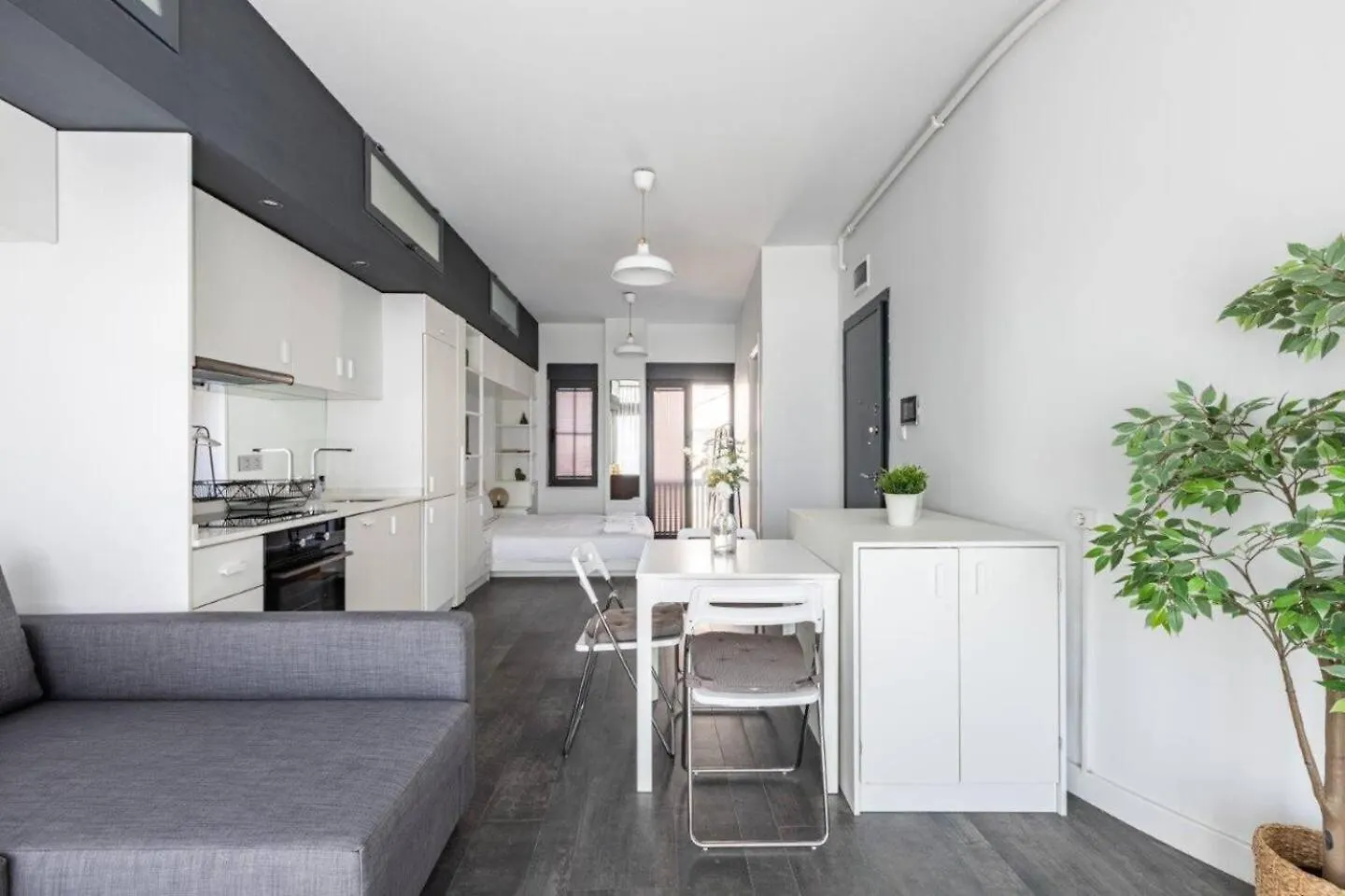 Airy Studio W Stunning Views Private Patio #362 Istanbul Apartment